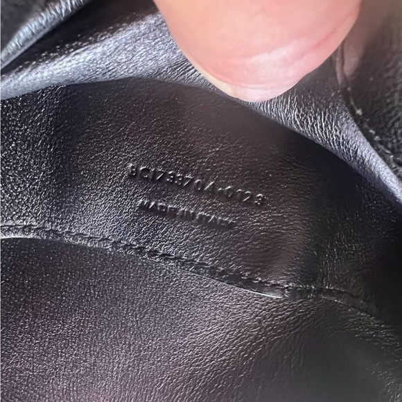 Saint Laurent Solferino medium quilted leather satchel bag - Picture 6 of 8